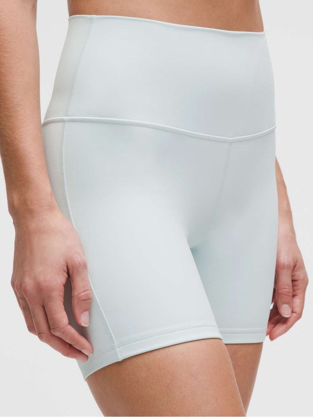 Lululemon Align High-Rise Short 6" Mint breeze color. Size 12 - Picture 2 of 12
